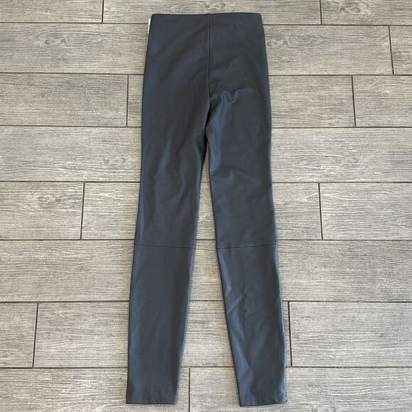 Good American Better Than Leather Faux Leather Pull On Leggings in Chrome Size S - Picture 4 of 6